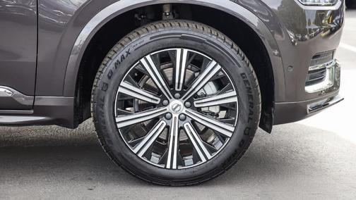 2024 Volvo XC90 B6 Plus Bright Theme 7-Seater