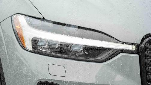 2026 Volvo XC60 Plug-In Hybrid T8 Plus