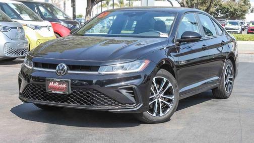 Deep Black Pearl Effect 2025 Volkswagen Jetta 1.5T Sport