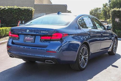 2022 BMW 530e 530e