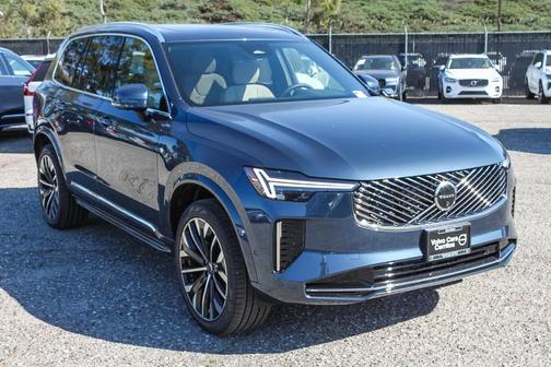 2026 Volvo XC90 B6 Plus 7-Seater