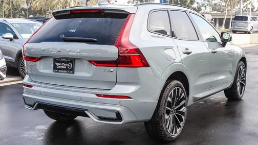 2026 Volvo XC60 Plug-In Hybrid T8 Ultra