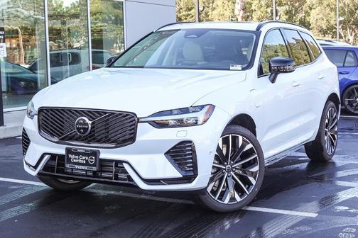2026 Volvo XC60 Plug-In Hybrid T8 Ultra