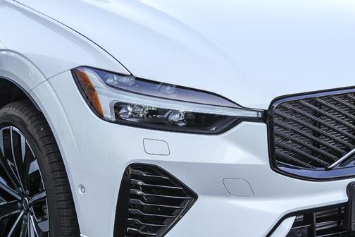 2026 Volvo XC60 Plug-In Hybrid T8 Ultra