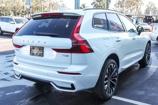 2026 Volvo XC60 Plug-In Hybrid T8 Ultra