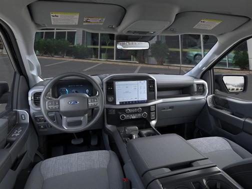 2025 Ford F-150 Lightning XLT