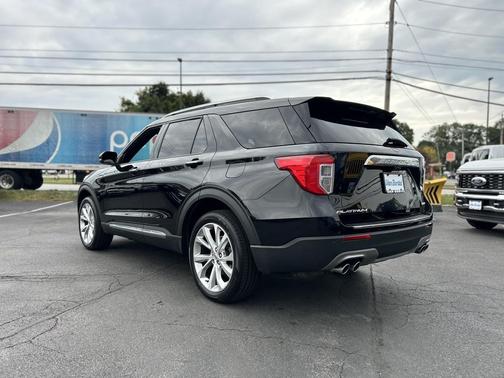 2022 Ford Explorer Platinum