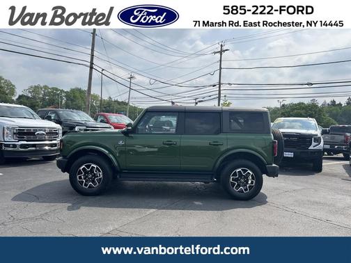 2025 Ford Bronco Outer Banks