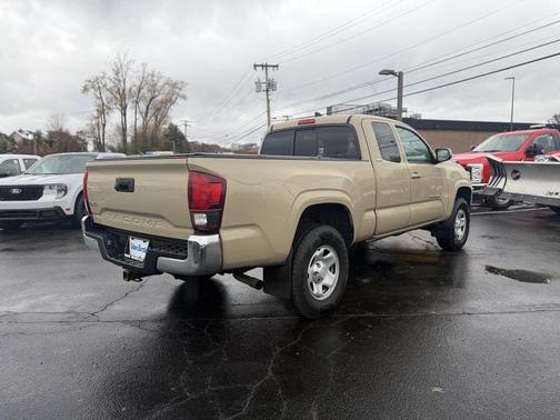 2018 Toyota Tacoma SR5