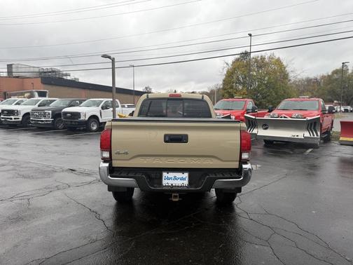 2018 Toyota Tacoma SR5