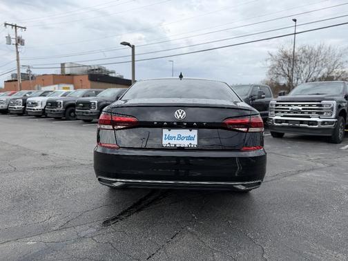 2020 Volkswagen Passat 2.0T SE