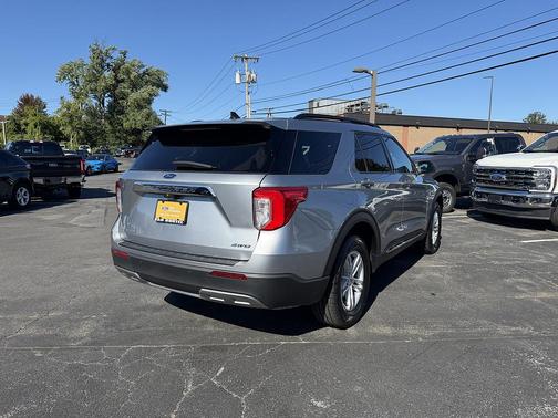 Iconic Silver Metallic 2023 Ford Explorer XLT