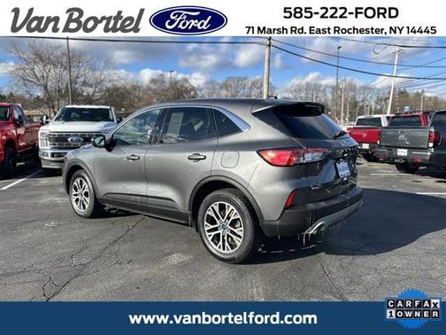 2022 Ford Escape SEL