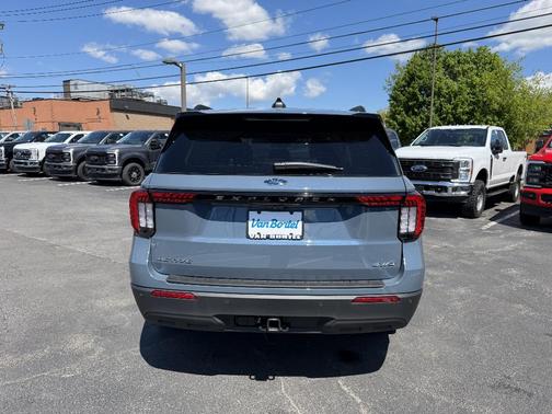 Vapor Blue Metallic 2026 Ford Explorer Active