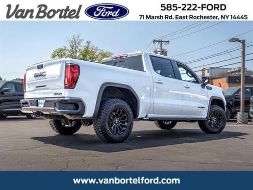 2023 GMC Sierra 1500 AT4X