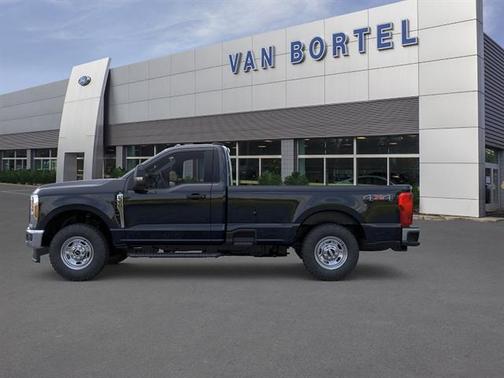 Agate Black Metallic 2026 Ford F-350 XL