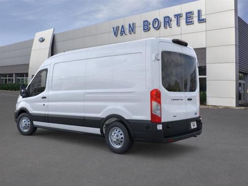 Oxford White 2026 Ford Transit-250 Base