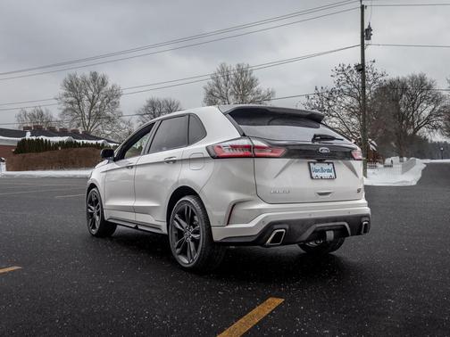 2019 Ford Edge ST
