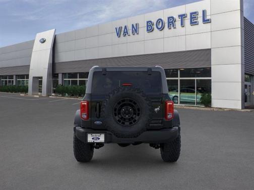 Shadow Black 2026 Ford Bronco Base 2 Door 4x4