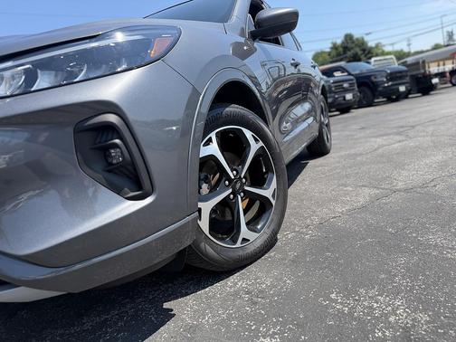 Carbonized Gray Metallic 2023 Ford Escape ST-Line Select