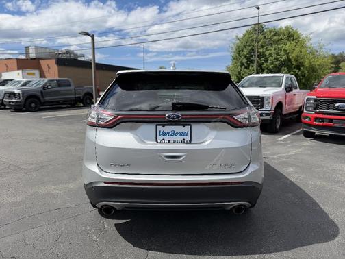 Ingot Silver 2016 Ford Edge Titanium