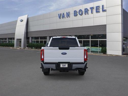 2025 Ford F-250 XL