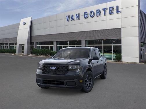 Shadow Black 2025 Ford Maverick XLT