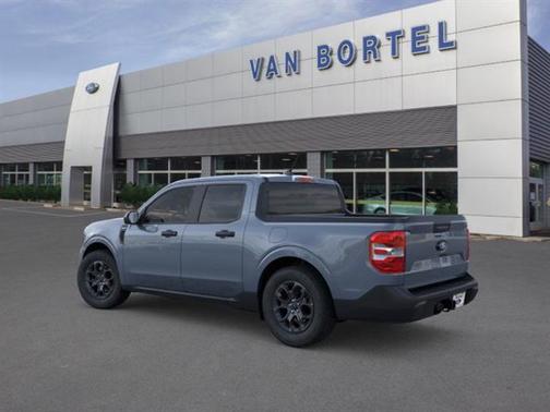 Azure Gray Metallic Tri-Coat 2026 Ford Maverick XLT