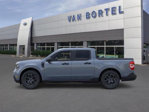 Azure Gray Metallic Tri-Coat 2026 Ford Maverick XLT