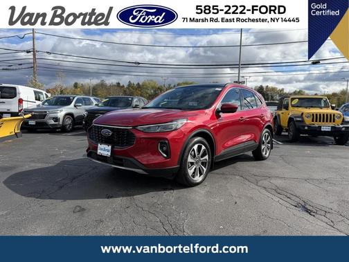 2023 Ford Escape Platinum