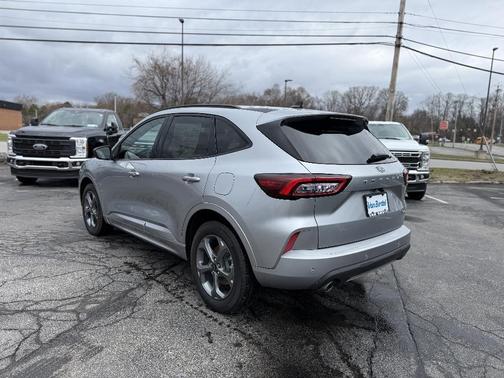 Iconic Silver 2023 Ford Escape ST-Line