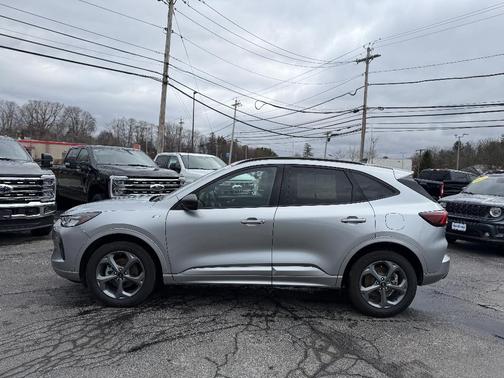 Iconic Silver 2023 Ford Escape ST-Line