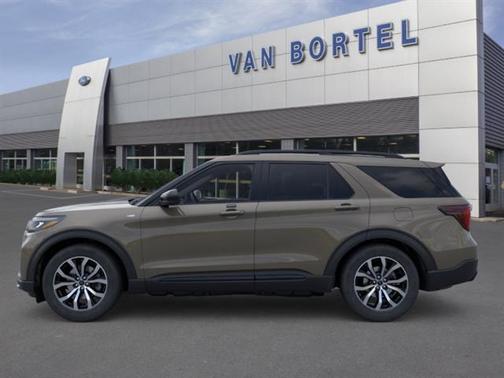 Marsh Gray 2026 Ford Explorer ST-Line