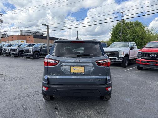 Smoke Metallic 2022 Ford EcoSport SE