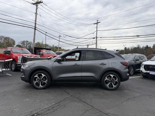 2025 Ford Escape ST-Line Select
