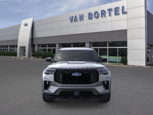 Carbonized Gray Metallic 2026 Ford Explorer ST-Line