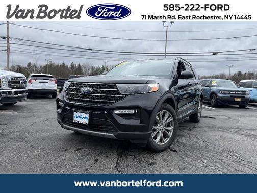 Agate Black Metallic 2022 Ford Explorer XLT