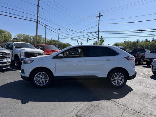 Star White Metallic Tri-Coat 2023 Ford Edge SEL