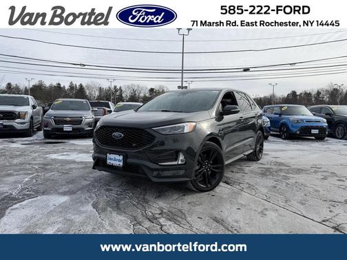 2022 Ford Edge ST