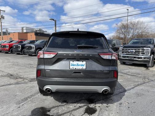 Magnetic Metallic 2020 Ford Escape SE