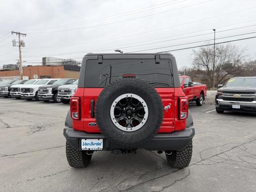 2023 Ford Bronco Black Diamond