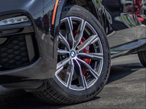 Carbon Black Metallic 2021 BMW X5 M50i