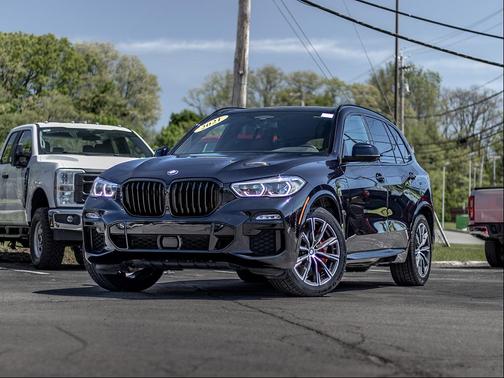 Carbon Black Metallic 2021 BMW X5 M50i