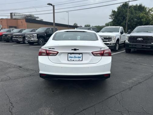 2020 Chevrolet Malibu FWD LT