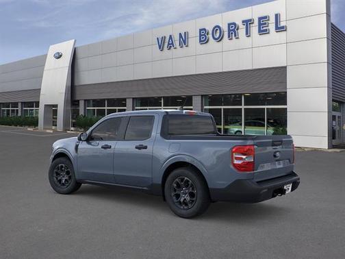 Azure Gray Metallic Tri-Coat 2026 Ford Maverick XLT