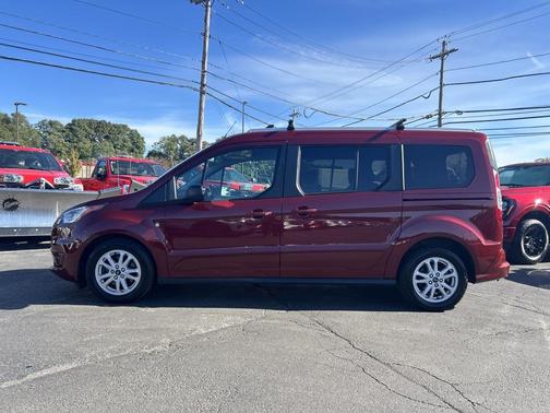 2020 Ford Transit Connect XLT w/Rear Liftgate