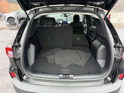 Agate Black Metallic 2025 Ford Escape Active