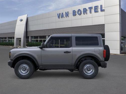 2025 Ford Bronco Base 2 Door 4x4