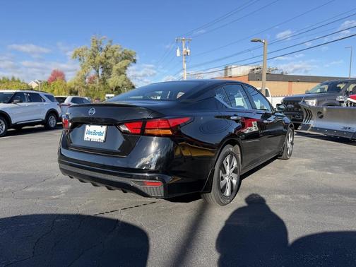 2021 Nissan Altima S FWD