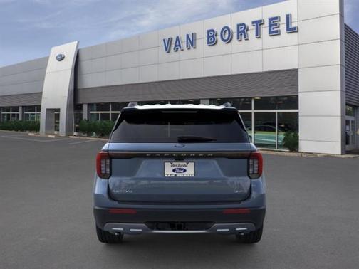 Vapor Blue Metallic 2026 Ford Explorer Active